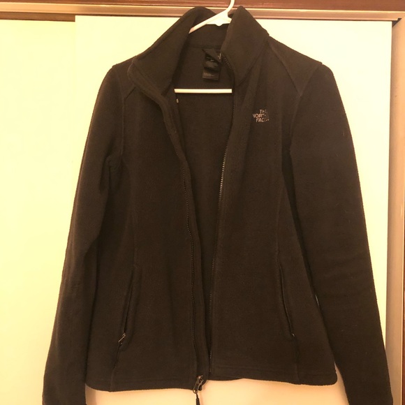 The North Face Jackets & Blazers - ❄️ Women’s North Face fleece ❄️